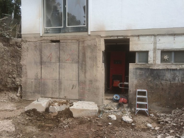 4521925D-03E4-4B32-A217-60039FE85A15