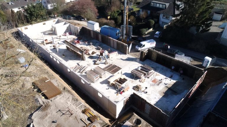 CF72839E-2EA7-4AC4-8062-580B7AE330C0