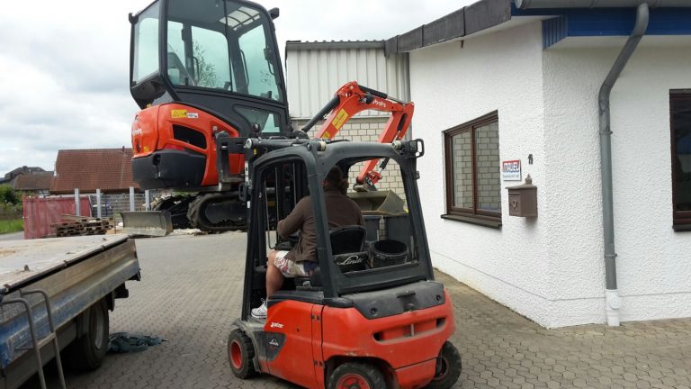 D7327C01-D055-442C-8F65-7CD8AC626E1B