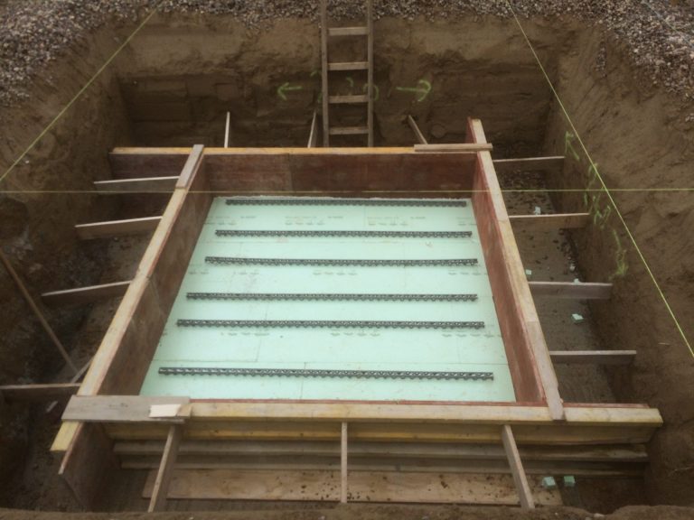 E2B527C1-66C8-4E65-BBA4-1D09A80E30B3